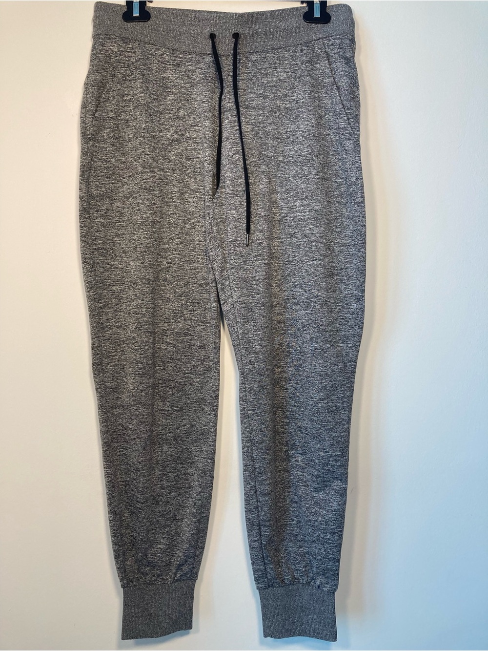 Athleta Women's Gray Marled Jogger Pants Size M Gray Knit Drawstring RN 54023 - Picture 2 of 9